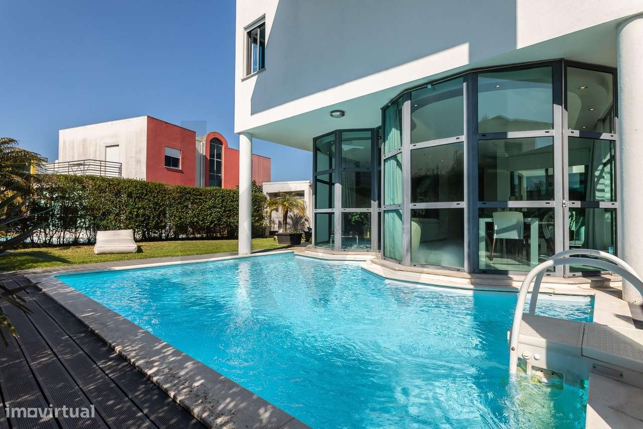 Moradia T3 com piscina, no Palmela Village-5