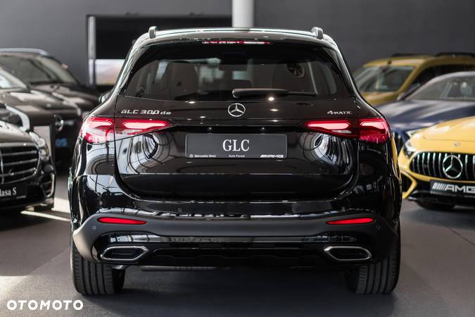 Mercedes-Benz GLC - 9