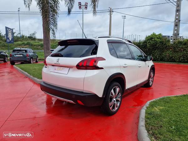 Peugeot 2008 1.2 PureTech Crossway - 5