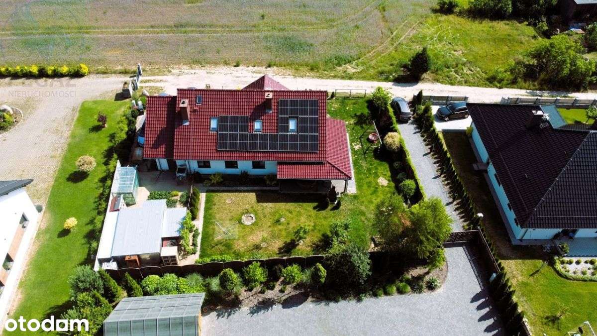 Piękny dom z dwoma niezależnymi mieszkaniami. - Pełny obrazek: 5/13