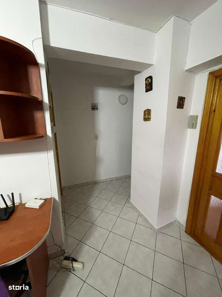 Apartament cu 3 camere decomandate, G. Enescu-8
