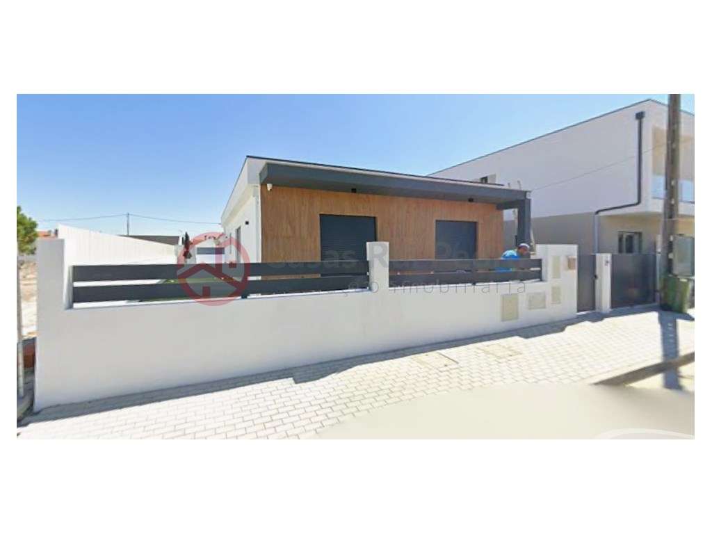 Moradia Térrea T3+1 com Piscina - Grande imagem: 2/22