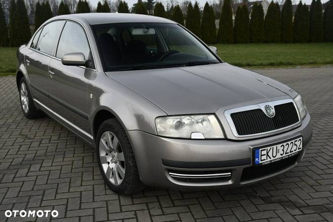 Skoda Superb - 2