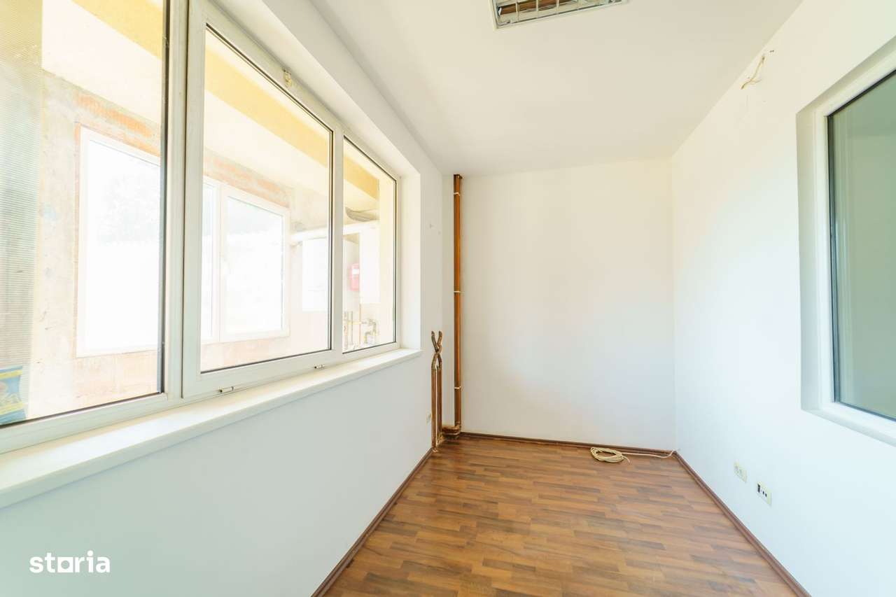 Spatiu comercial de inchiriat in zona Micalaca - Imagine principală: 3/12