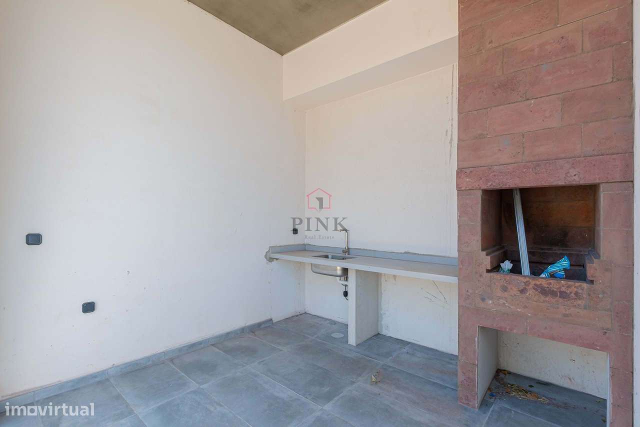 Moradia Moderna com Piscina - T3 na Ponta do Pargo, Calheta-19