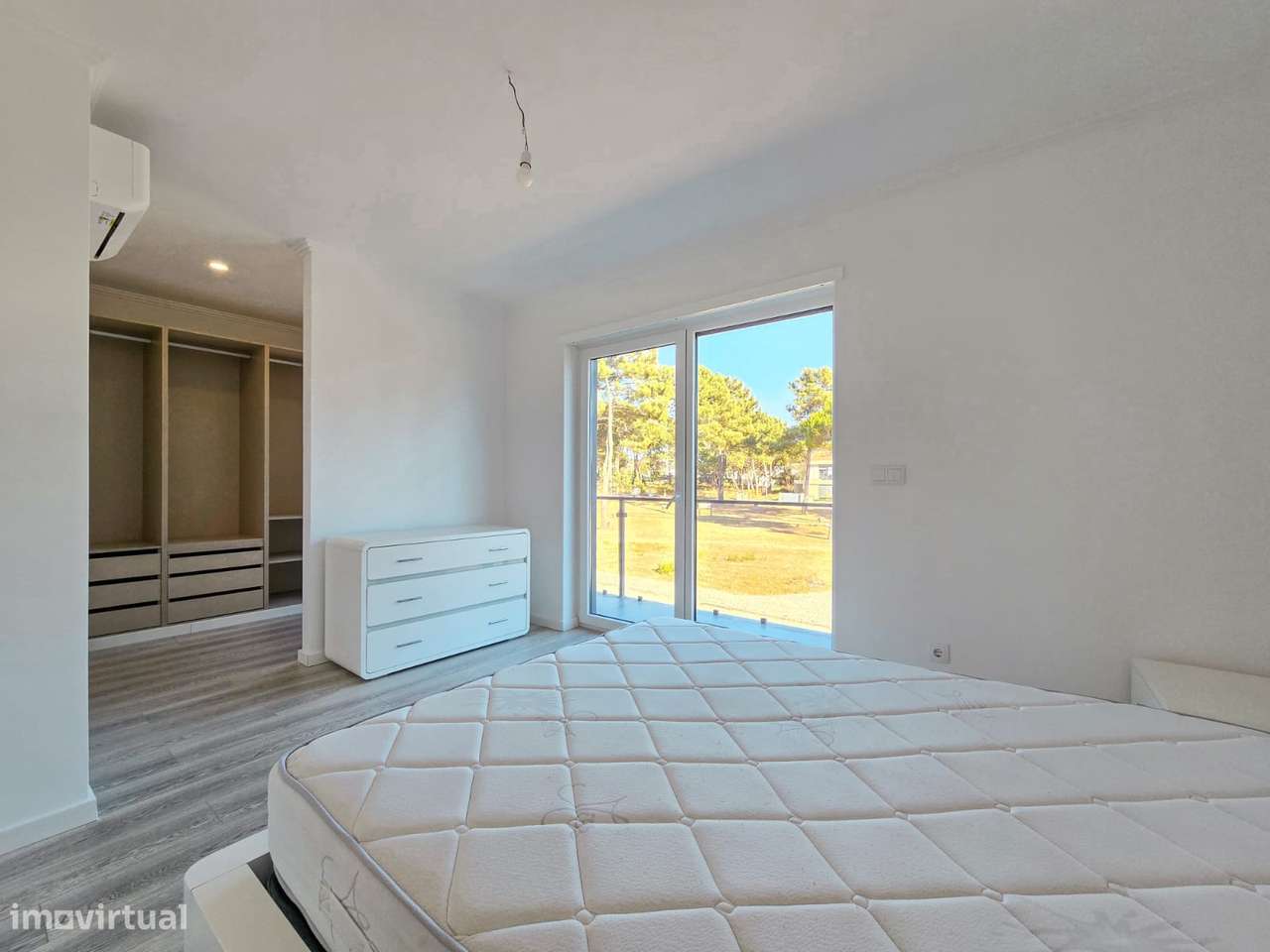 Moradia T3 nova perto da praia Lagoa de Albufeira Sesimbra-25