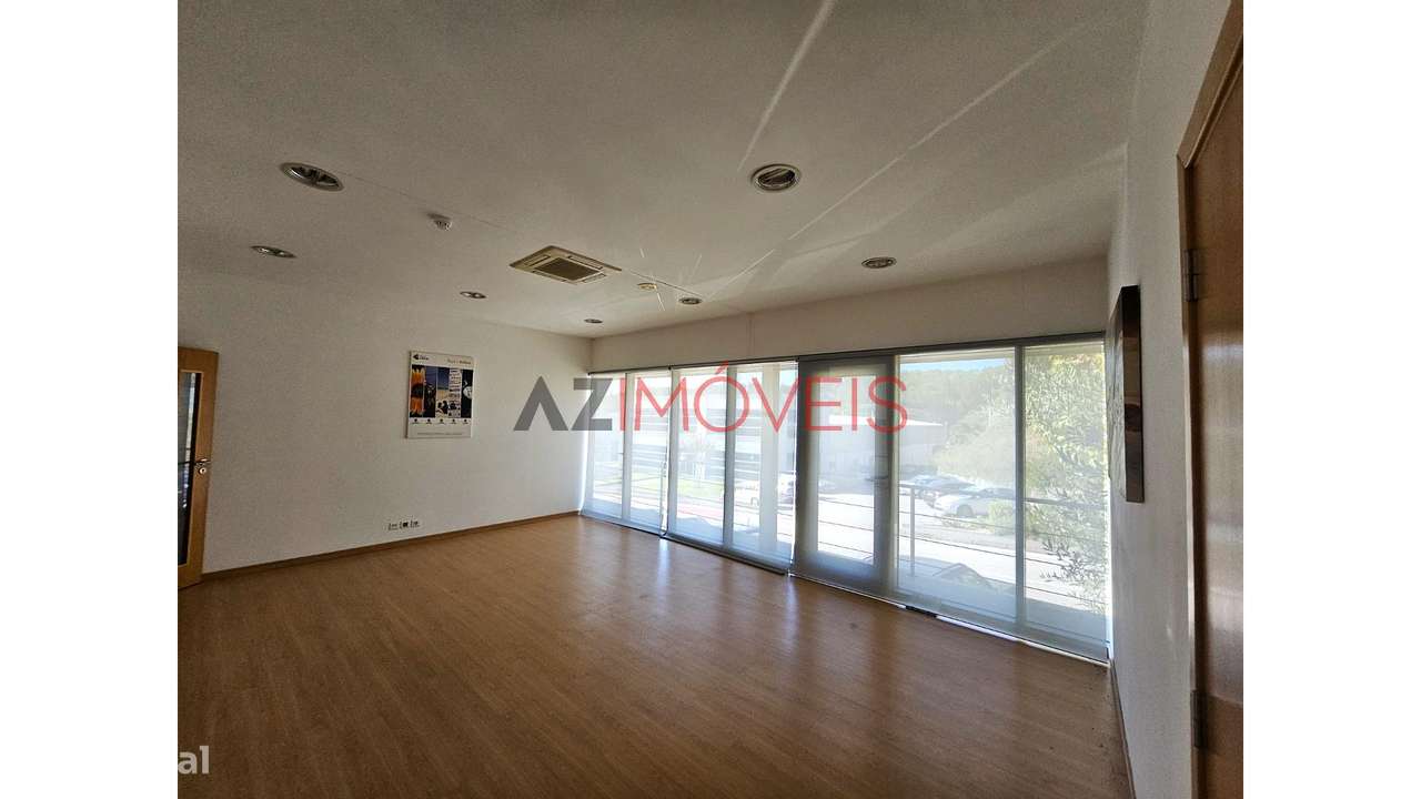 ARMAZÉM EM SANTA CATARINA DA SERRA - Grande imagem: 4/21