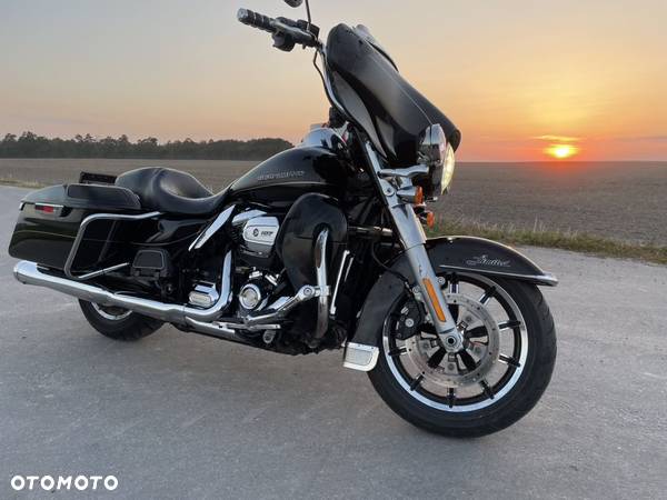 Harley-Davidson Touring Ultra Limited - 15