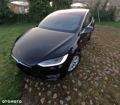 Tesla Model X Long Range Plus - 4