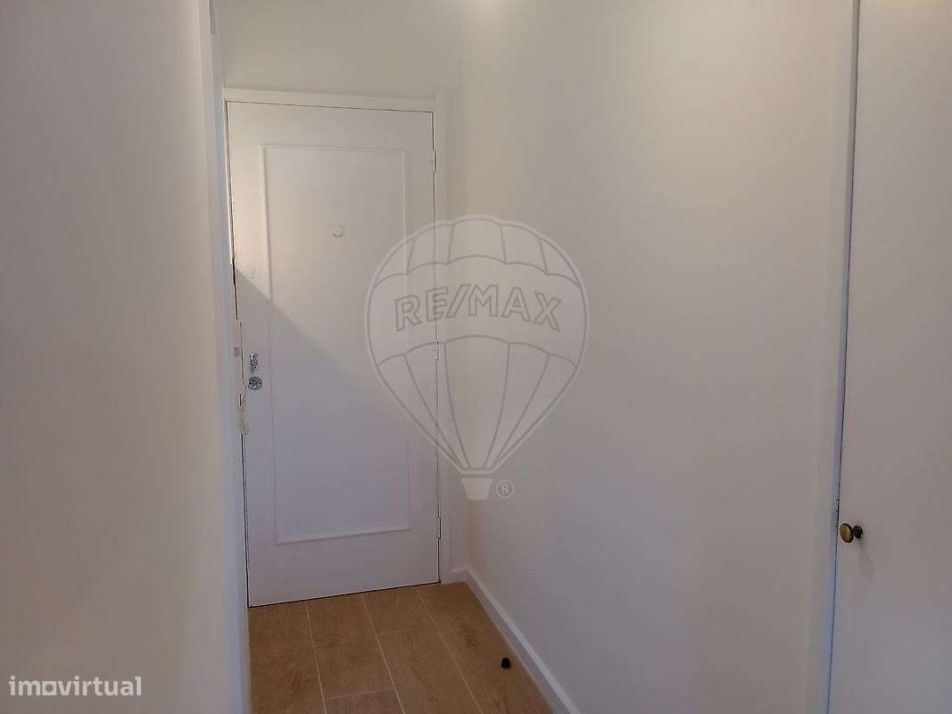 Apartamento T0 para arrendamento - Grande imagem: 4/18