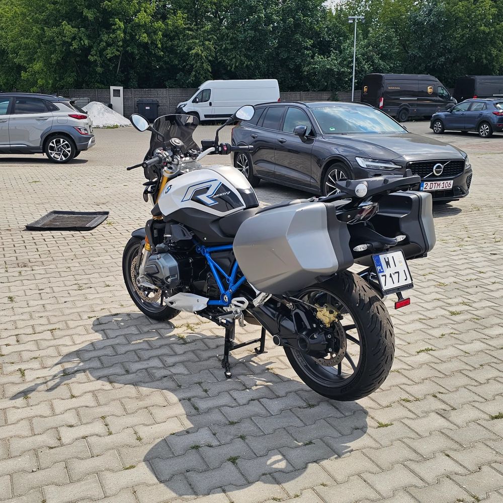 bmw r