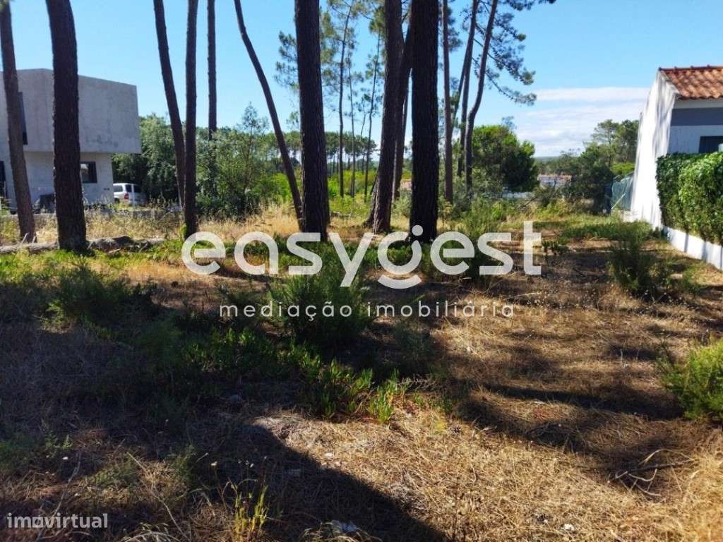 Terreno urbano situado na Lagoa de Albufeira. para investidores - Grande imagem: 5/5