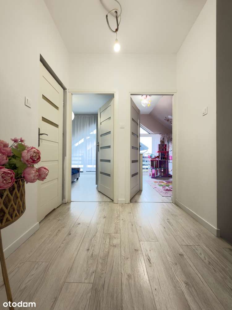 Urokliwy dom w Zabierzowie| 139m2| 4 pokoje| ogródek|-5