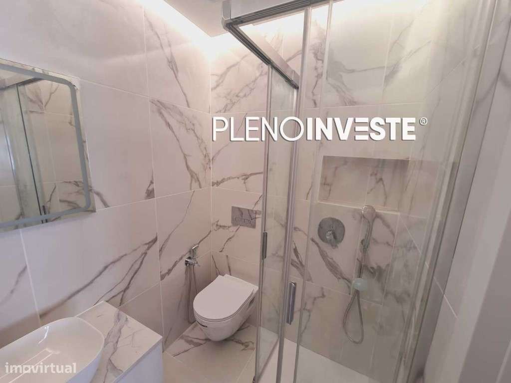 T2 Totalmente Remodelado com Varanda nas Paivas-36