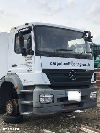 MERCEDES AXOR-KABINA DZIENNA ,BUDOWLANKA- części różne - 1