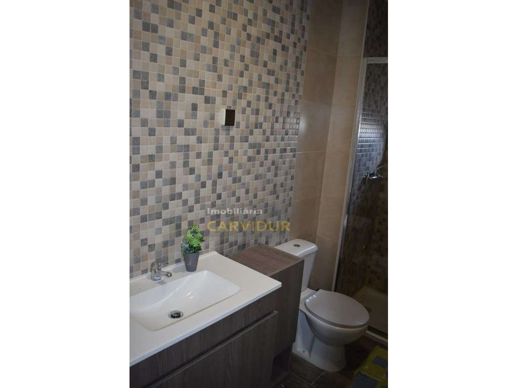 Lavradio T2 totalmente remodelado-7