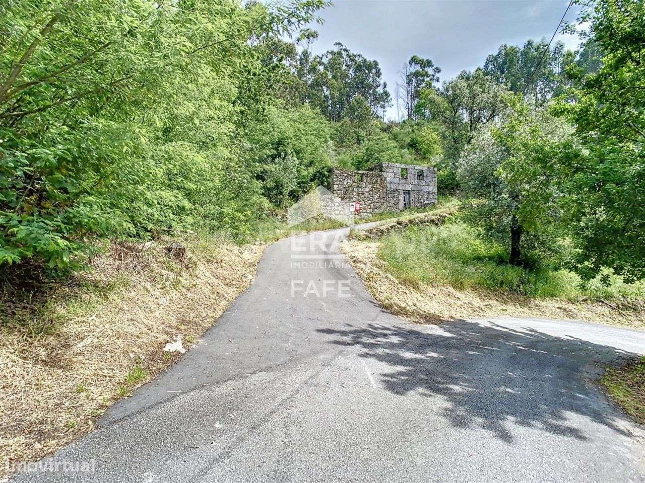 Moradia rústica em Vila Cova - Grande imagem: 4/12