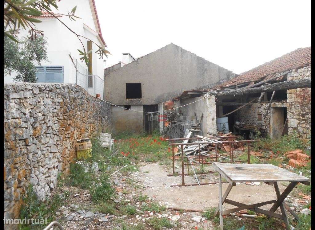 TERRENO PARA CONSTRUÇÃO COM 2880 M2 - MORADIA PARA RESTAURO-7