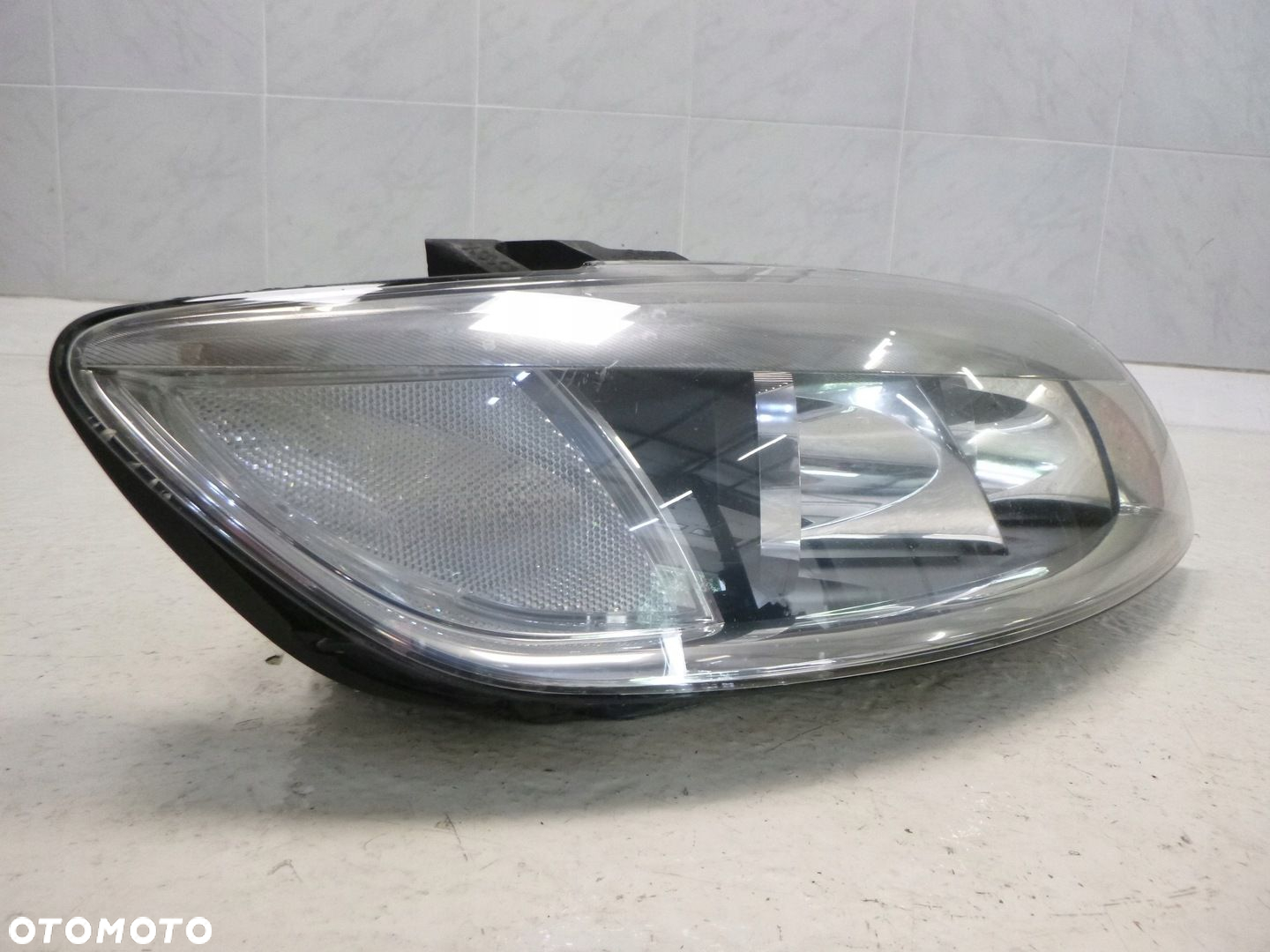 AUDI Q7 LAMPA PRZÓD PRAWA PRZEDNIA 9 PIN XENON - 5