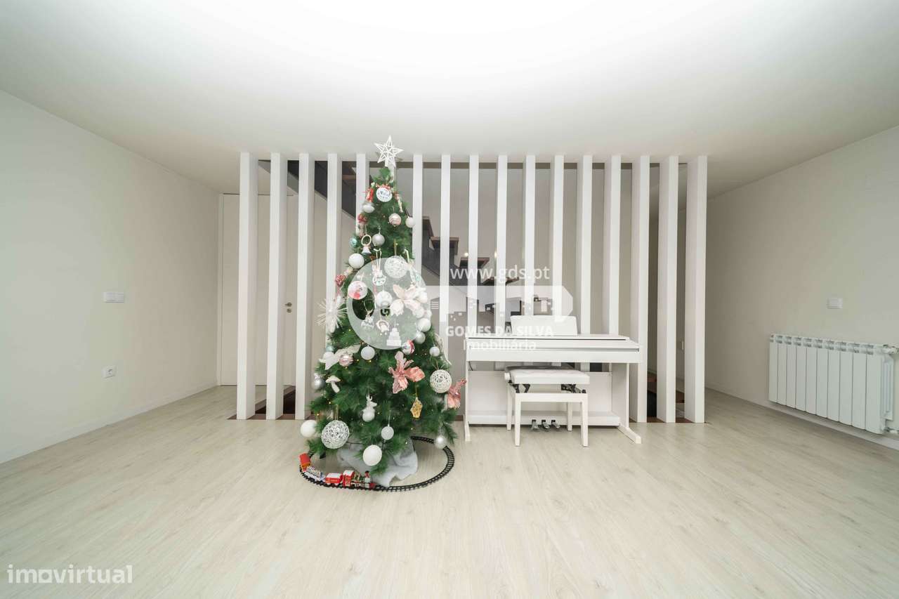 Moradia T3 na Rua do Nascente, Gualtar-14