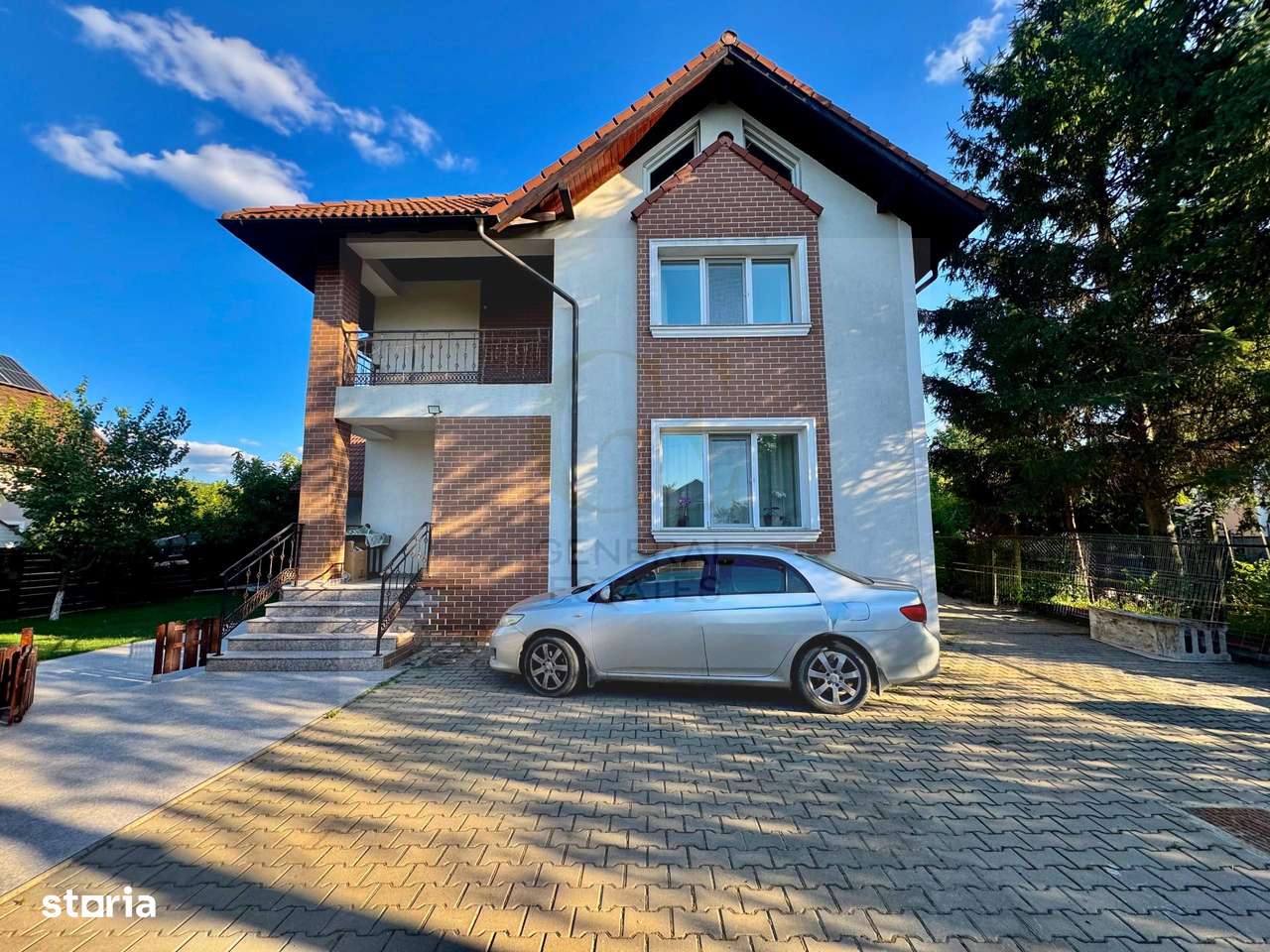 Vânzare Casă  D+P+E - 230 m.p. - Bucium - Imagine principală: 4/20