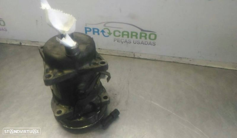 Compressor Do Ar Condicionado Mercedes-Benz 190 (W201) - 1