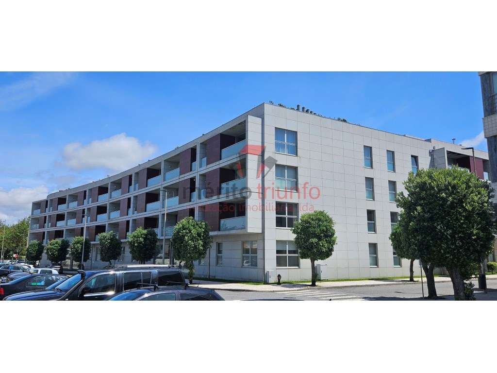 *Oferta de Escritura e Registo - Apartamento T4 de LUXO junto à Pra...-48