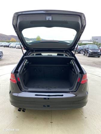 Audi A3 2.0 TDI Sportback (clean diesel) quattro Attraction - 27