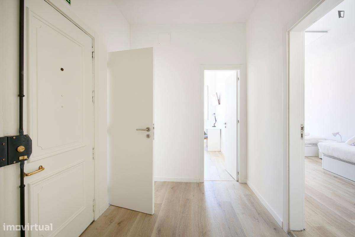 Quarto - localizado em Arroios Lisbon - Grande imagem: 2/10