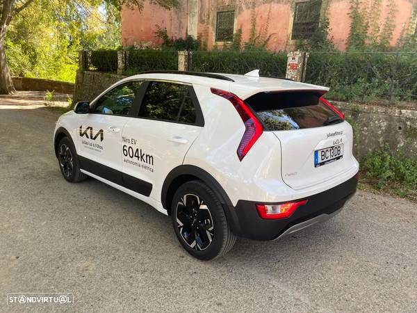 Kia e-Niro EV 64kWh Drive - 37