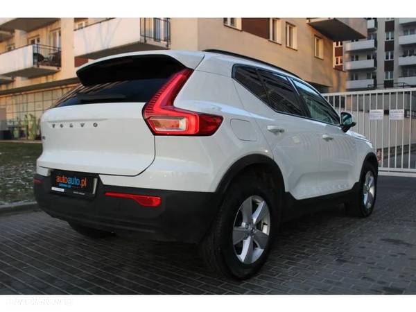 Volvo XC 40 - 3