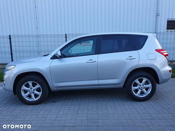 Toyota RAV4 2.0 VVT-i Luna - 12