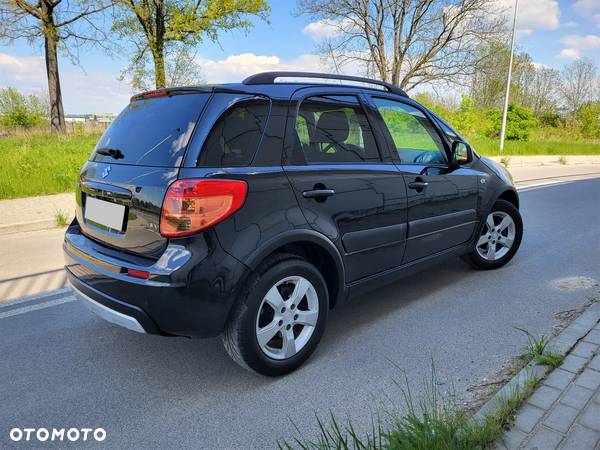 Suzuki SX4 1.6 VVT Automatik 4x2 Comfort - 4