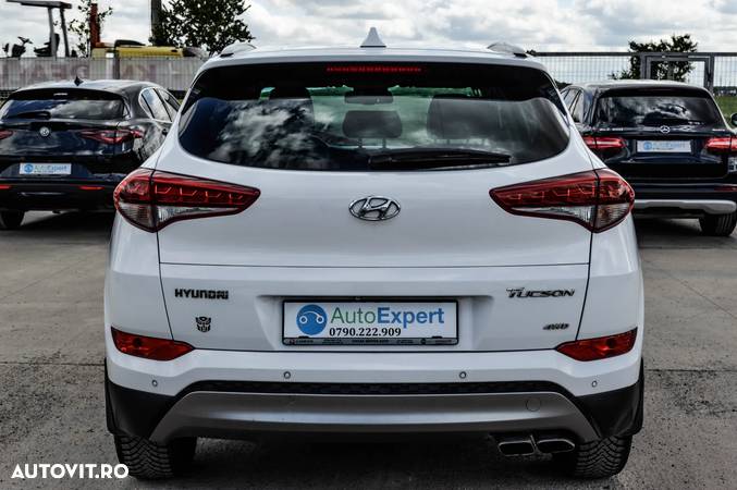 Hyundai Tucson 2.0 CRDi 4WD Automatik Style - 16