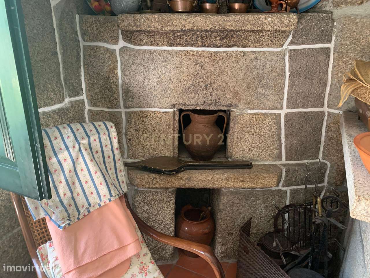 Quinta Típica Minhota com 2 Casas, Piscina e Capela – Cabeceiras de Ba - Grande imagem: 4/40