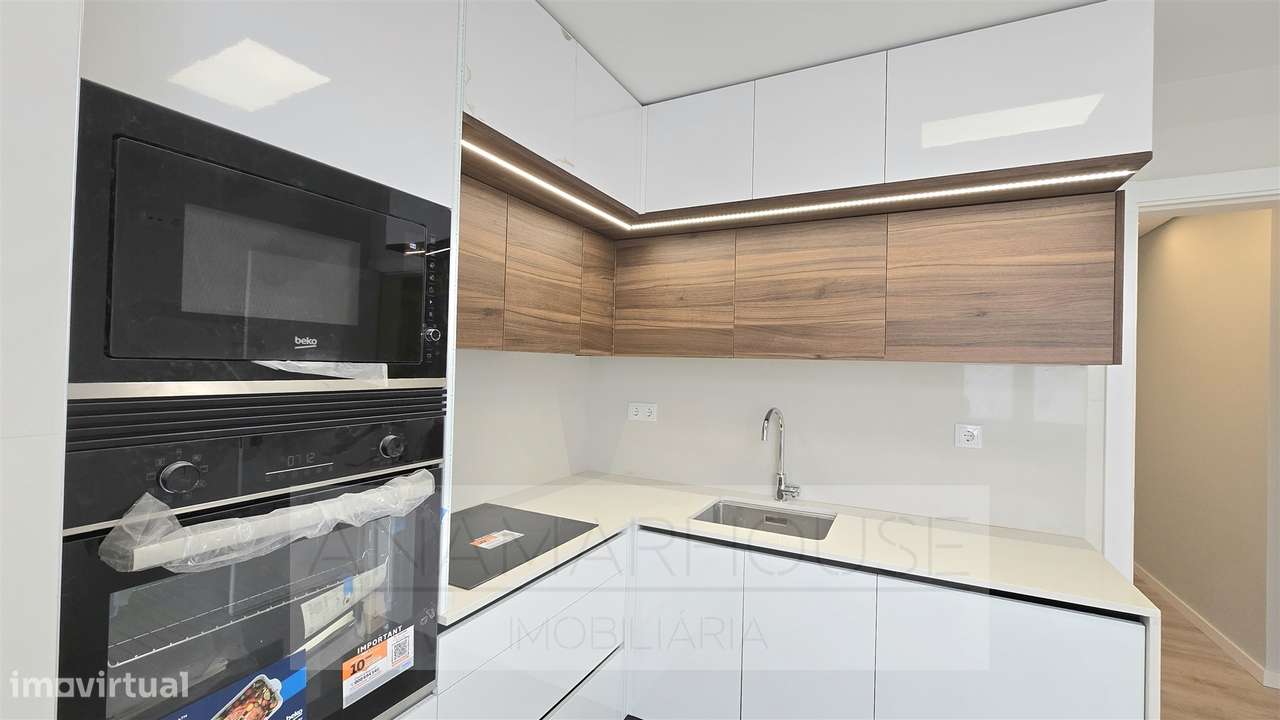 T2 remodelado primeiro andar, Mina de água, Amadora,Lisboa-8