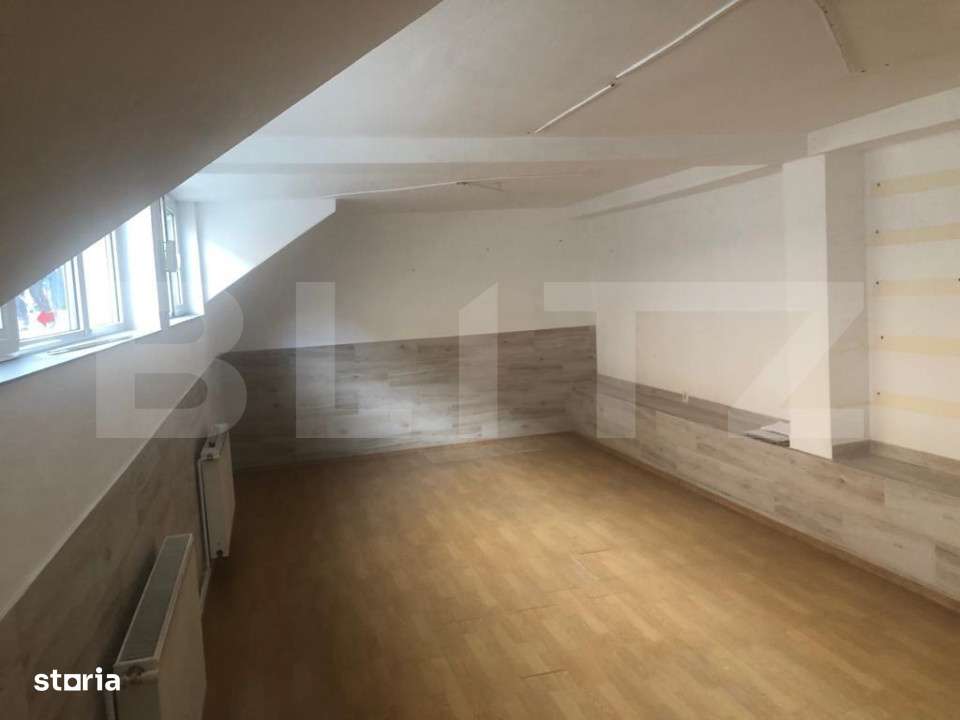 Spatiu comercial 44mp la demisol pe Bulevardul Revolutiei - Imagine principală: 4/10