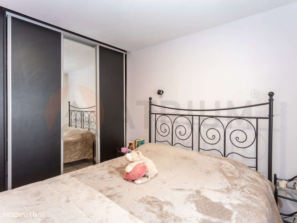 Moradia T3 com garagem, no Faralhão-26