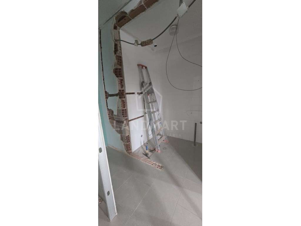 Apartamento T0, Centro de Turquel-3