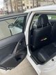 Toyota Avensis 1.8 Premium MS - 12