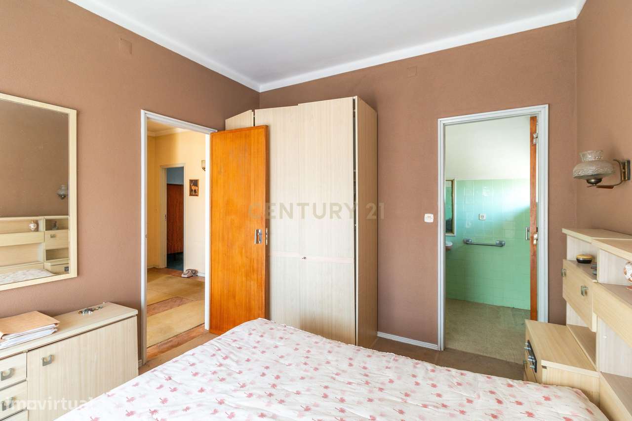 Moradia T5 na Marinha Grande - Grande imagem: 3/30