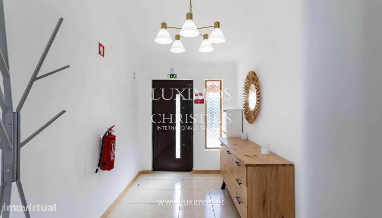 Moradia V4 com piscina, para venda em Albufeira, Algarve - Grande imagem: 3/24
