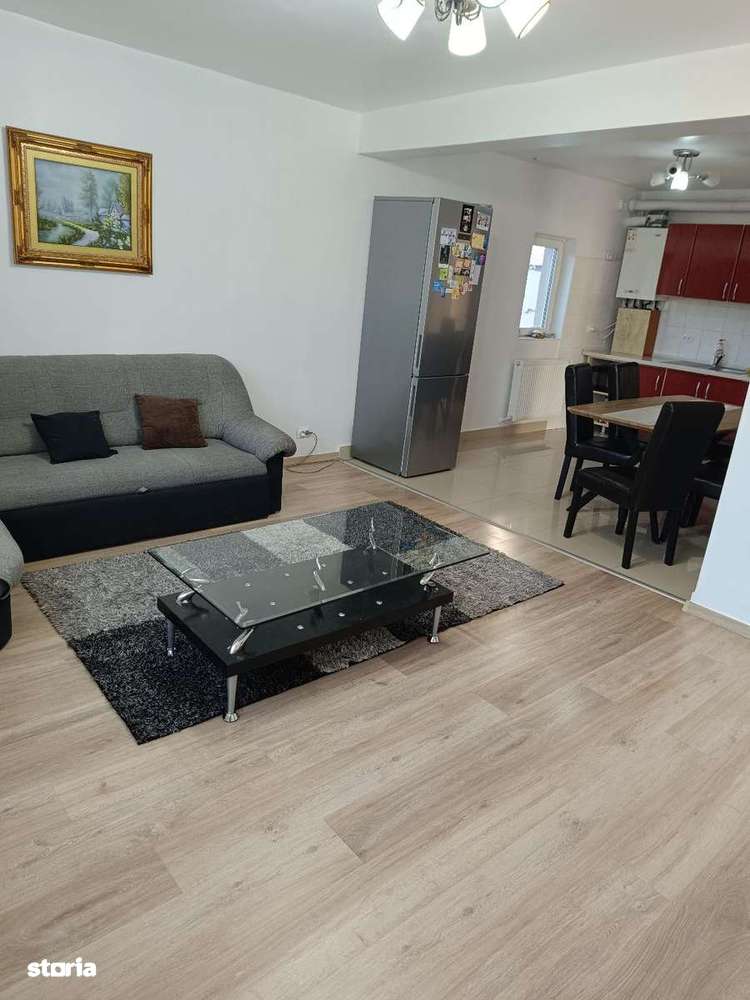 Apartament 4 camere etaj 1 , C.Moldovei-0