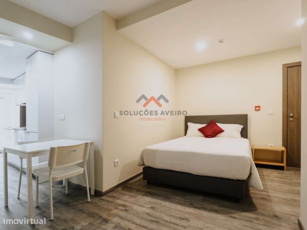 Prédio com 10 Habitações - Oportunidade de Investimento com Rendime... - Grande imagem: 4/60