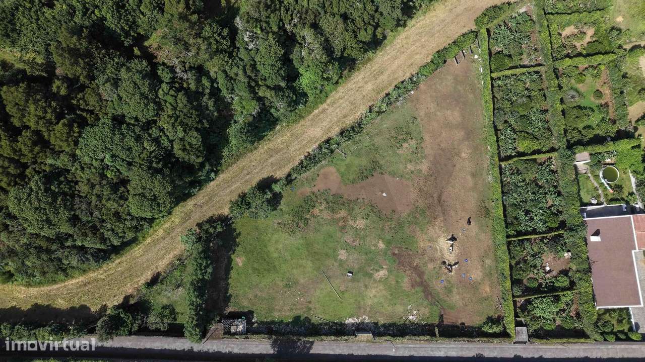 Terreno rústico com 6.080 m2 e vista para o mar e para a serra | Areia-3