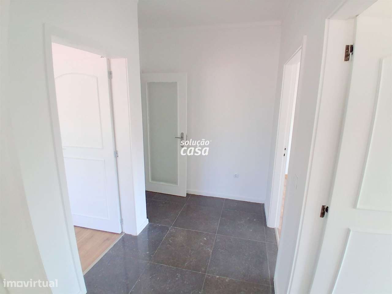 Apartamento T3 com Lugar de Garagem, localizado em Fânzeres!-19