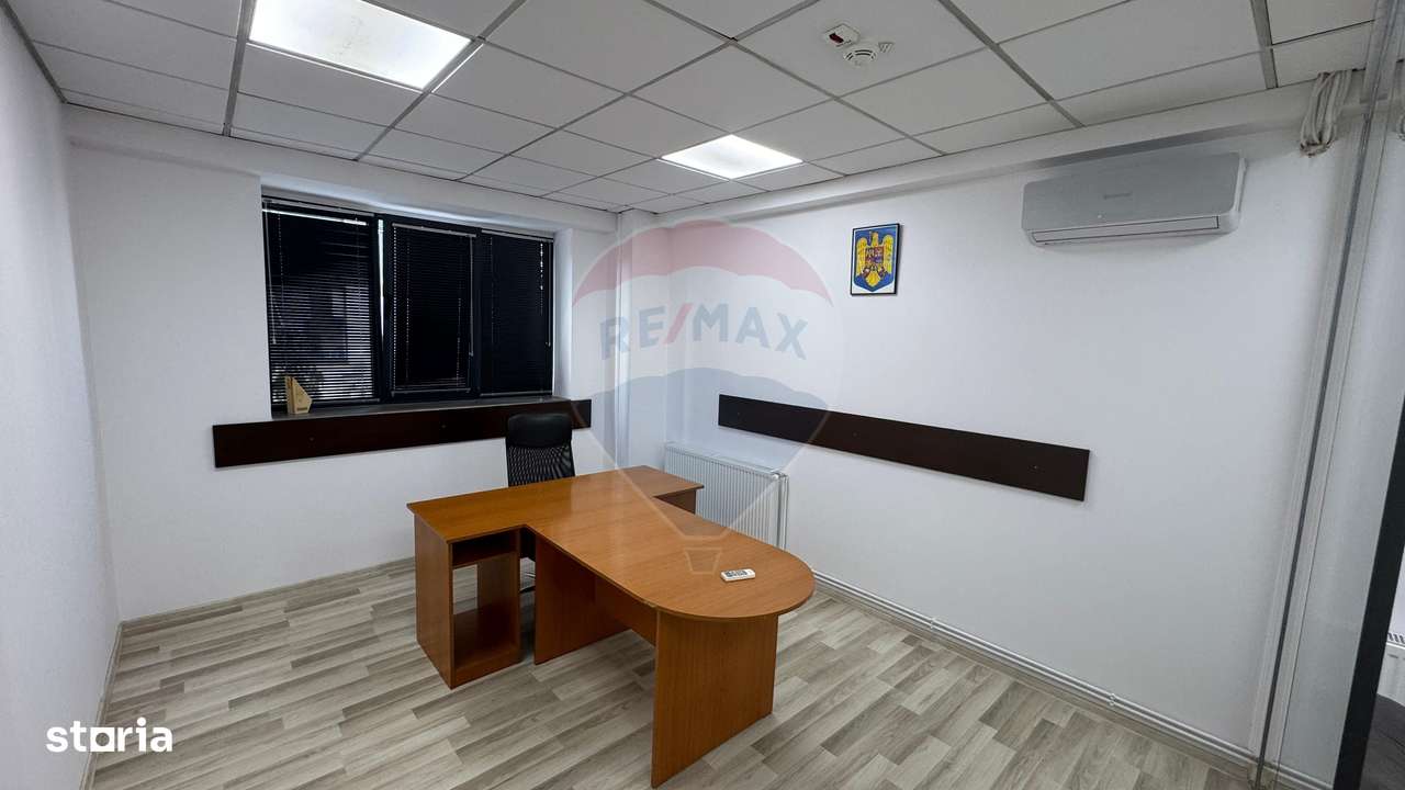 DE ÎNCHIRIAT – Spațiu de birou 50 mp în complexul Revolution Business - Imagine principală: 5/7
