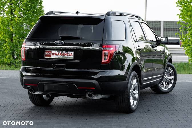 Ford Explorer - 17