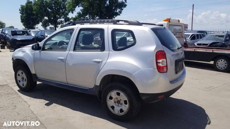 Dezmembrez/Dezmembrari Dacia Duster 1.6 benzina 16 valve 4×4  fabricatie 2014 - 1