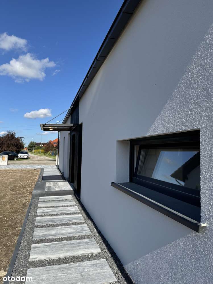 = Nowoczesny, stylowy dom jednorodzinny =-8